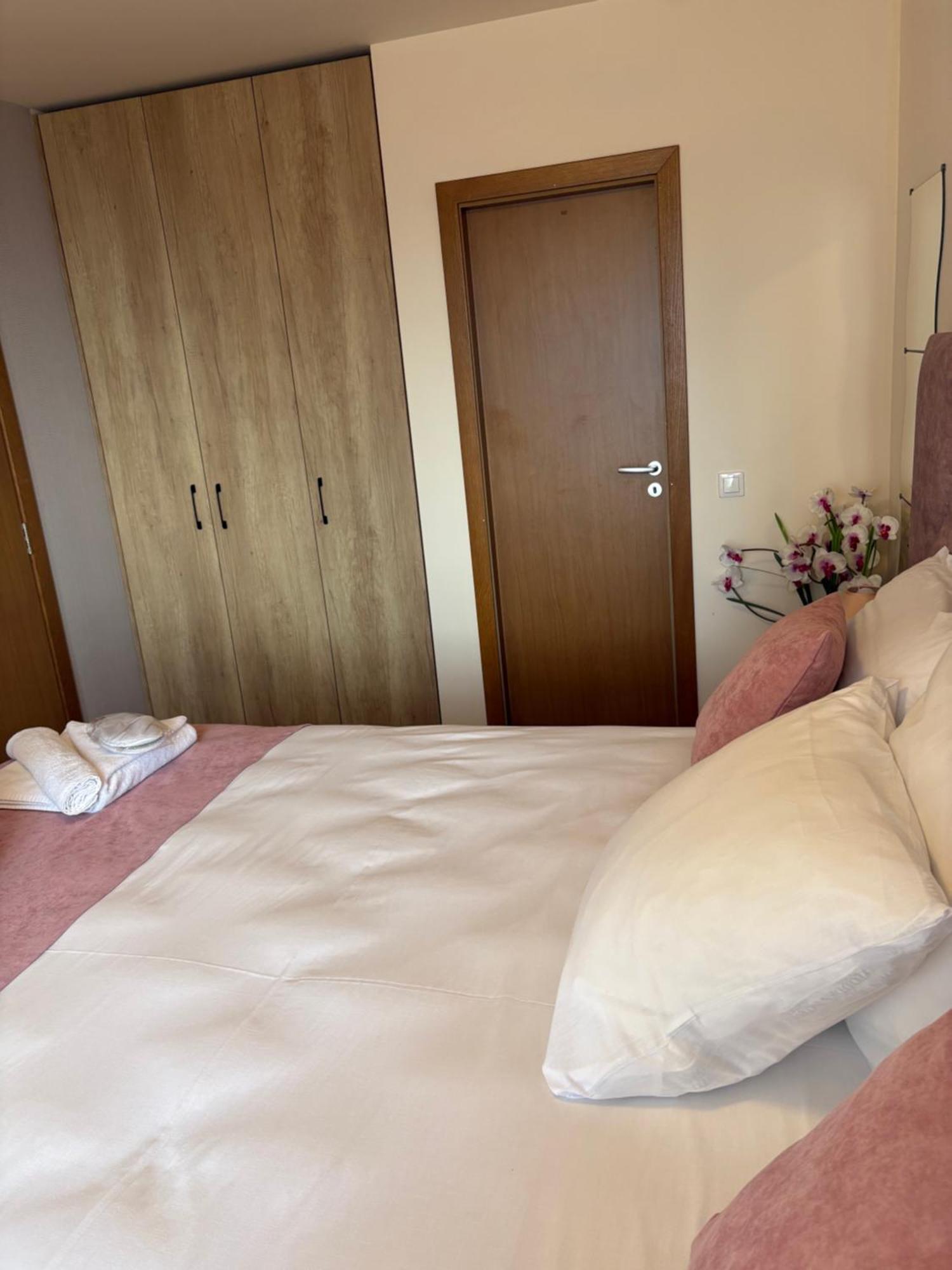Grand Resort Luxury Apartment Pamporovo Ngoại thất bức ảnh